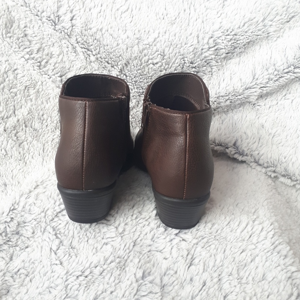 Booties - Picture 3 of 4
